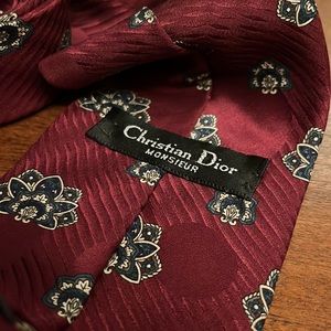 Christian Dior Monsieur 100% Silk Tie